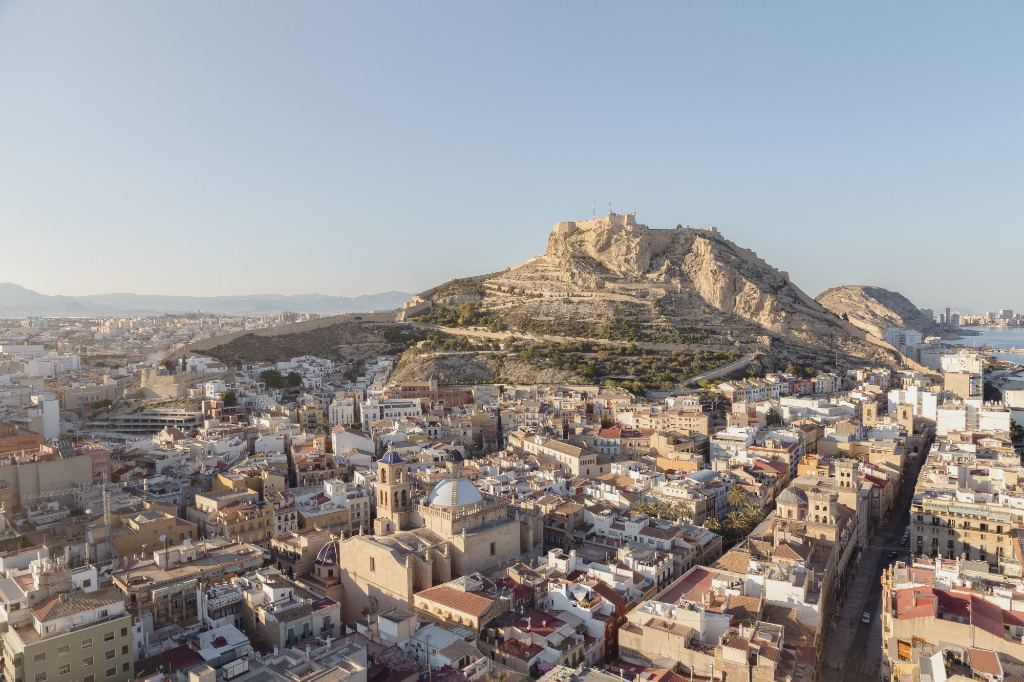 A Grand Journey of Colourful Moroccan Shores & Idyllic Caribbean Scenery